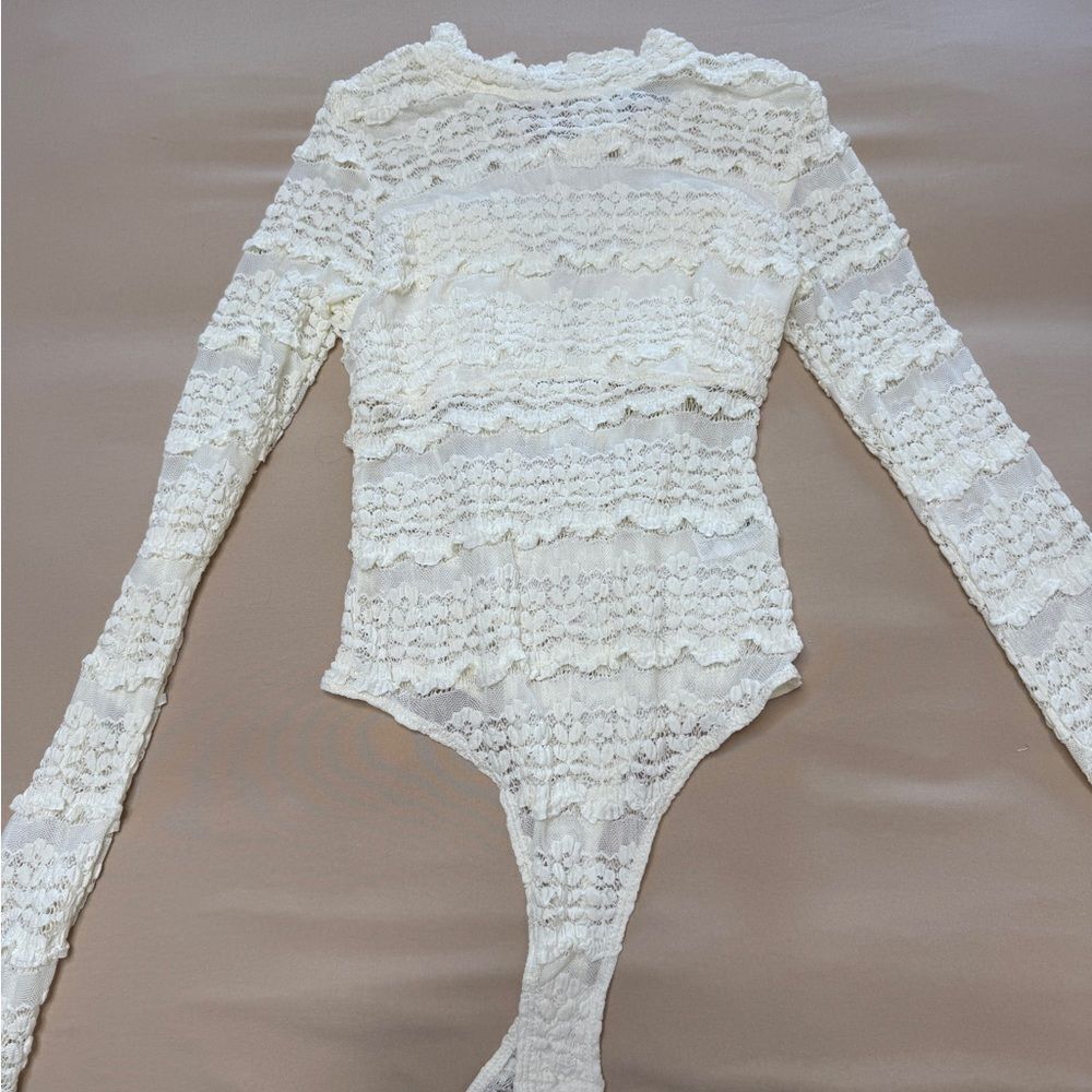 White Lace Long Sleeve Bodysuit